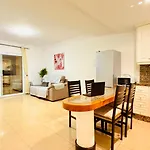 In Cristianos Balcony And On Foot Апартаменты *