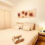 In Cristianos Balcony And On Foot Апартаменты *
